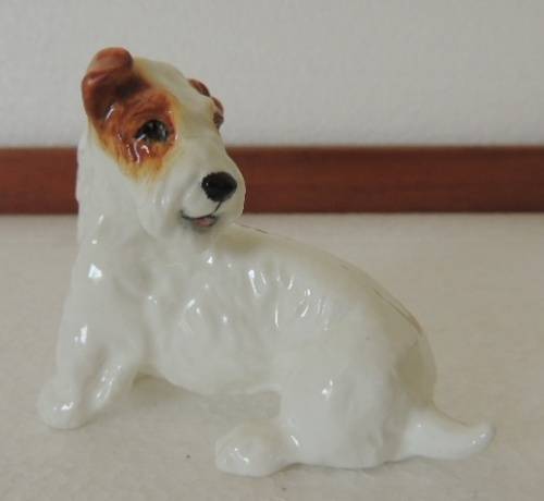 ROYAL DOULTON SEATED SEALYHAM HN 2508 - Read description