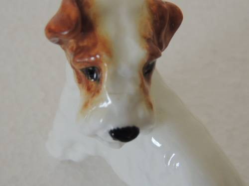 ROYAL DOULTON SEATED SEALYHAM HN 2508 - Read description