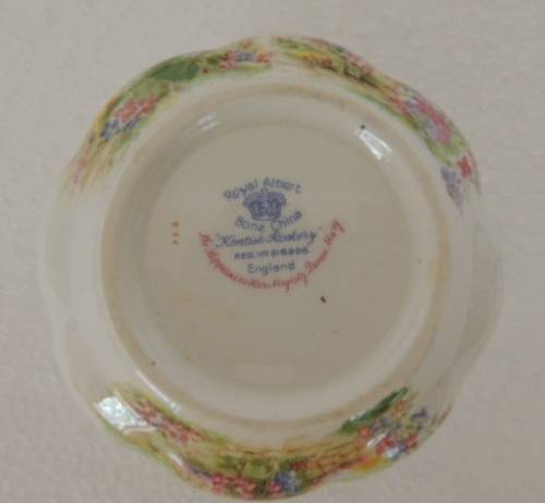 ROYAL ALBERT SUGAR BOWL - "KENTISH ROCKERY"