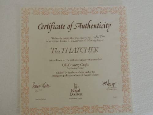 ROYAL DOULTON OLD COUNTRY CRAFTS PLATE - "THE THATCHER" 1990, BOXED WITH COA