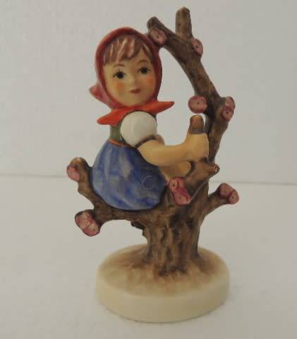 GOEBEL HUMMEL GIRL ON A TREE - 141 3/10