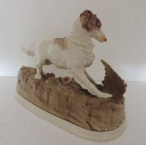 GERMAN NYMPHENBURG PORCELAIN SPANIEL HUNTING DOG - BY P.J. MENE