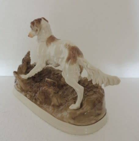 GERMAN NYMPHENBURG PORCELAIN SPANIEL HUNTING DOG - BY P.J. MENE