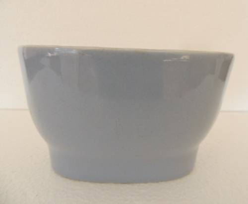 VINTAGE PORCELAIN JELLY MOULD
