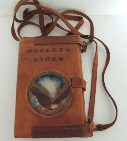ROBERTS BIRDS OF SOUTH AFRICA LEATHER BOUND BOOK - McLACHLAN & LIVERSAGE