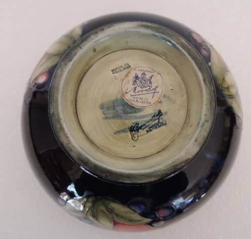 MOORCROFT BOWL - "POMEGRANATE", 21 cm