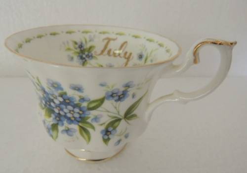 ROYAL ALBERT FLOWER OF THE MONTH TRIO - "JULY" FORGET-ME-NOT