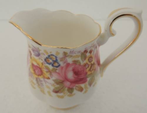 ROYAL ALBERT TEA FOR TWO - SERENA