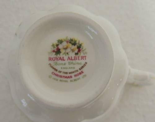 ROYAL ALBERT FLOWER OF THE MONTH DUO - "DECEMBER" CHRISTMAS ROSE