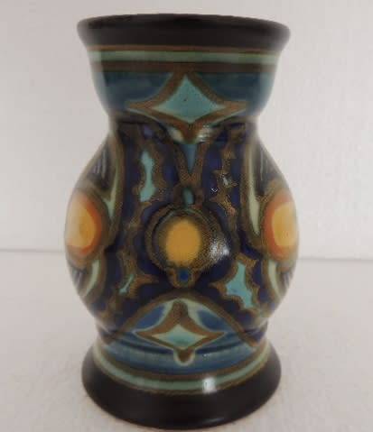 GOUDA VASE