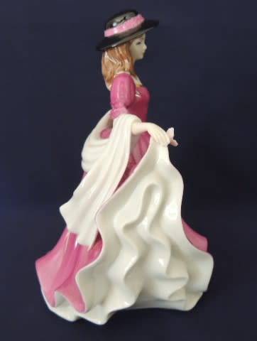 Two Leonardo Collection Figurines By Annie Rowe - 20 cm
