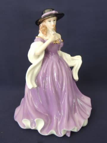 Two Leonardo Collection Figurines By Annie Rowe - 20 cm