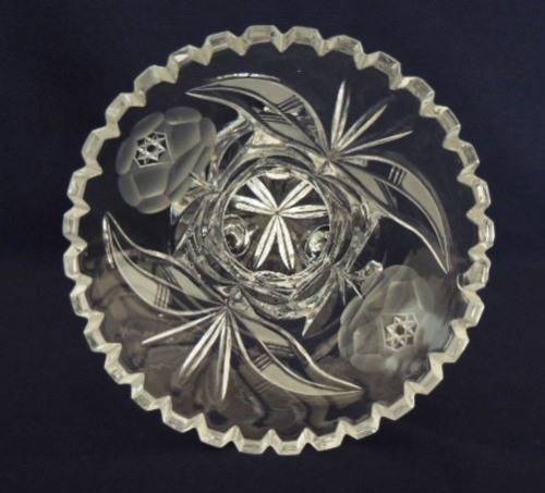 Rose and Leaf Cut Crystal Vase - 22 cm