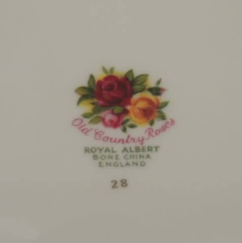 Royal Albert Cake Server - Old Country Roses