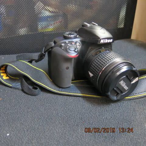 NIKON D3400 WITH AF-PDX NIKKOR 18-55MM LENS
