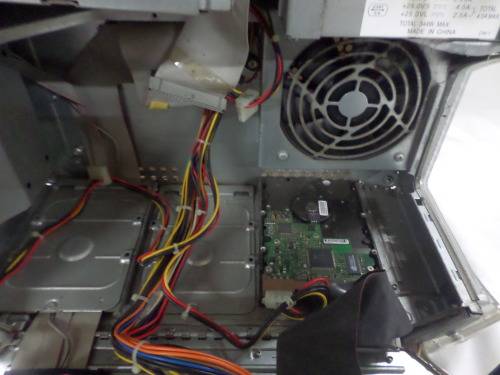 APPLE POWER MAC G4- TOWER