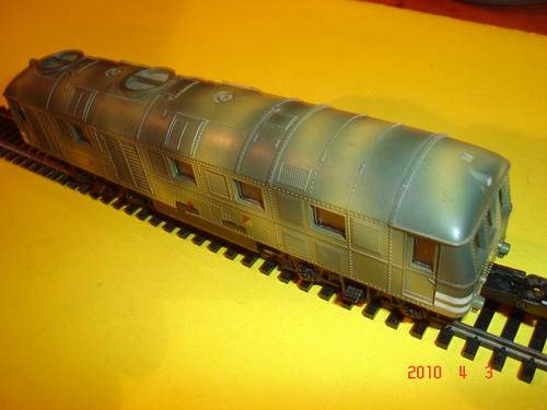 LIFE-LIKE HO GAUGE MILITARY DIESEL LOCO IN EXCELLENT CONDITION