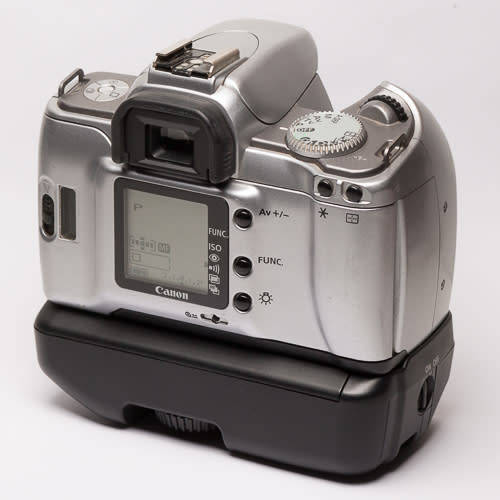 Canon EOS 300V with BP-220 and lens