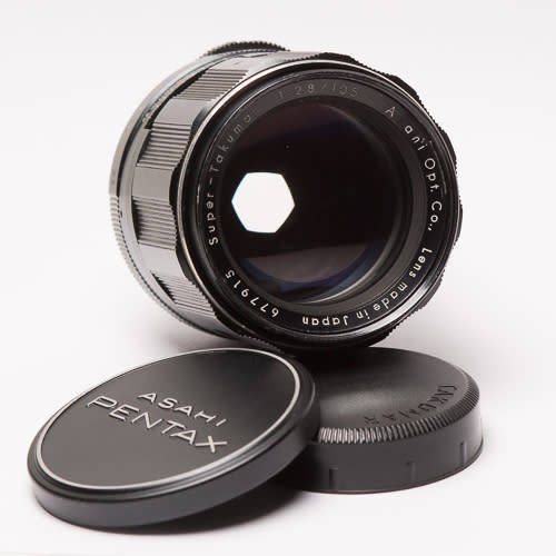 Super Takumar 105mm f2.8 (M42)