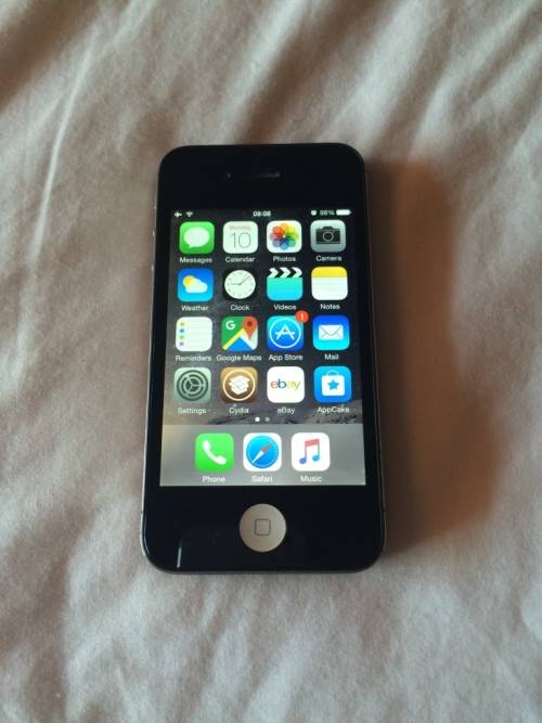 iPhone 4S 32 GB *** Please read ***