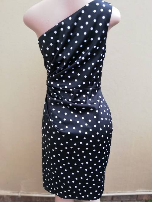 BLACK AND WHITE SATIN COCKTAIL DRESS (12)