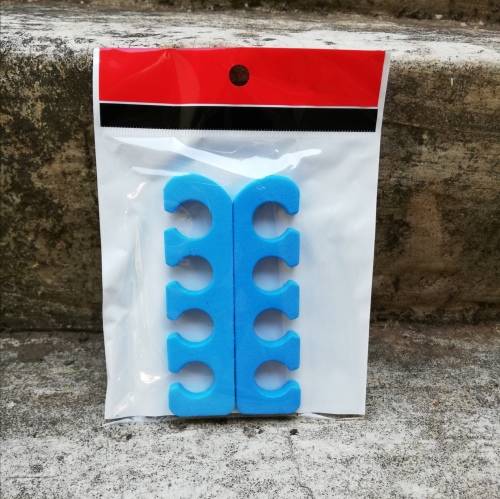 1 x SET OF TOE SEPARATORS - FOR EASY PEDICURE (BLUE)