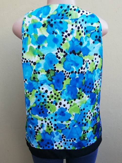 GREEN & BLUE PRINT SILKY TOP - ZAC & RACHEL (L)