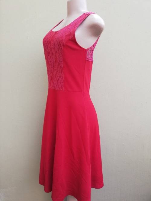 RED FIT AND FLARE DRESS - LARGE