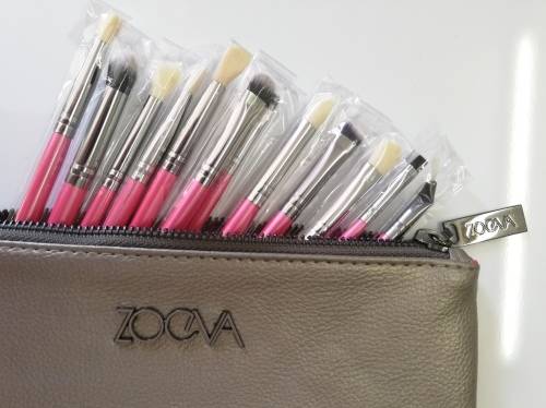 ZOEVA 13pc MAKEUP BRUSH SET IN BAG - BRONZE and PINK