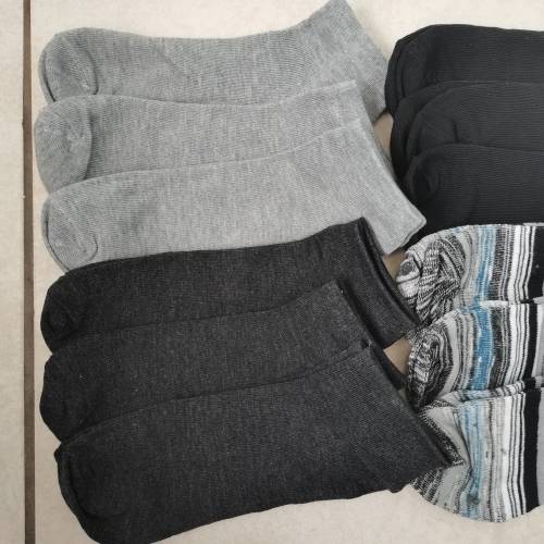 MENS ANKLE SOCKS - 12 PAIRS MIXED