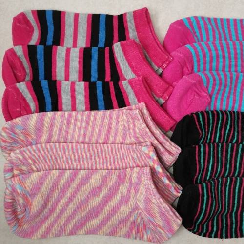LADIES ANKLE SOCKS - 12 PAIRS MIXED