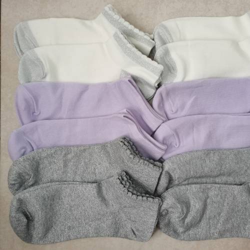 LADIES ANKLE SOCKS - 12 PAIRS MIXED