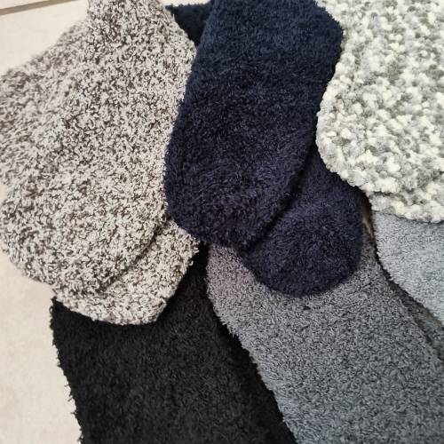 6 PAIRS OF LADIES SOFT WARM WINTER SOCKS
