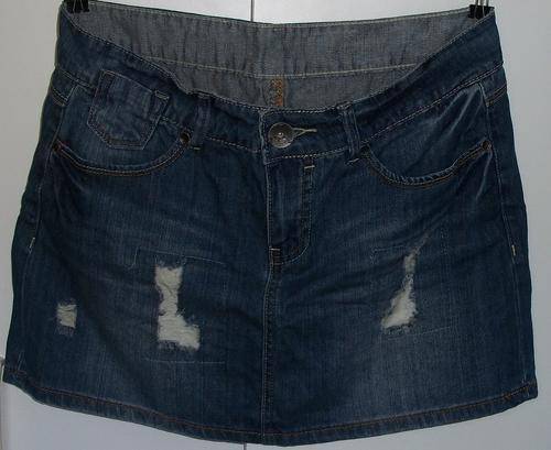 Woolworths Mini Denim Skirt - size 34 *** Brand New *** Worn Once ***