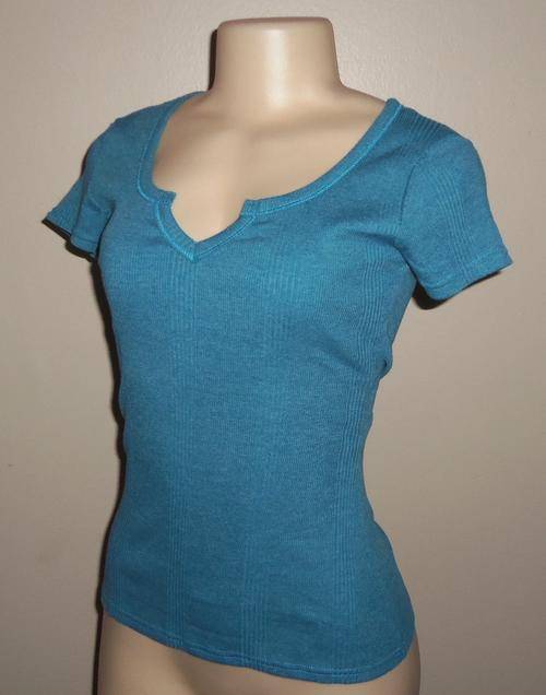 Fitted Blue T-shirt Top - Size 8/10 *** BRAND NEW ***