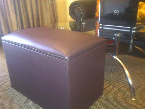 ABSOLUTELY FABULOUS !!! BRAND NEW STORAGE OTTOMAN!!!