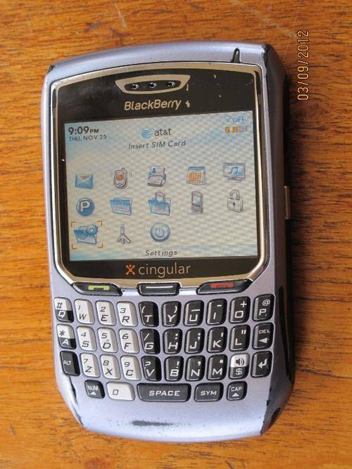 BLACKBERRY 8700C Good Condition ,BBM, BIS with battery & Charger 100% working order
