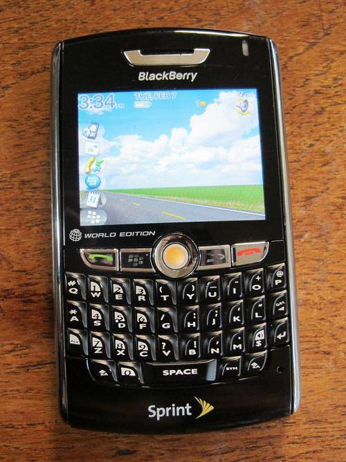 EXCELLENT CONDITION!!Genuine Blackberry 8830** Unlocked**100% working ** IN STOCK, 24 hour shipping