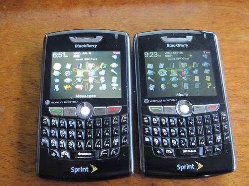 EXCELLENT!TWO BLACKBERRYS! !!!2 x Genuine Blackberry 8830*100% working ** IN STOCK, 24 hour shipping