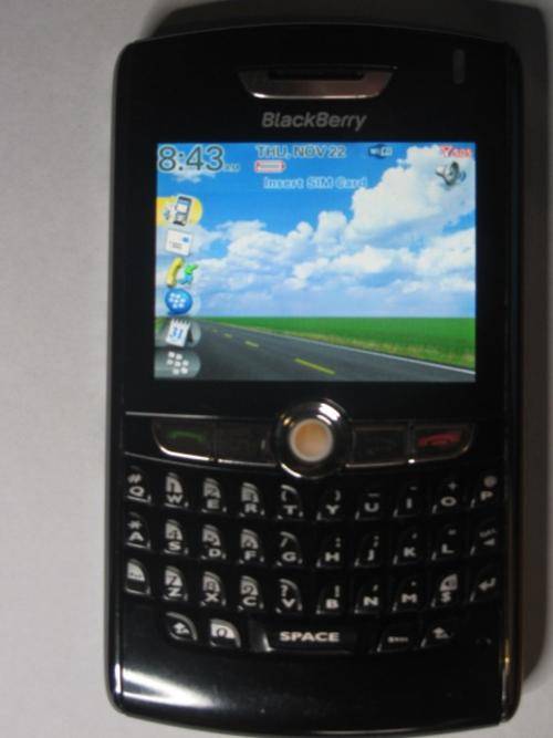 Genuine! BLACKBERRY 8830  BBM AND EMAIL ETC. EXCELLENT CONDITION!!