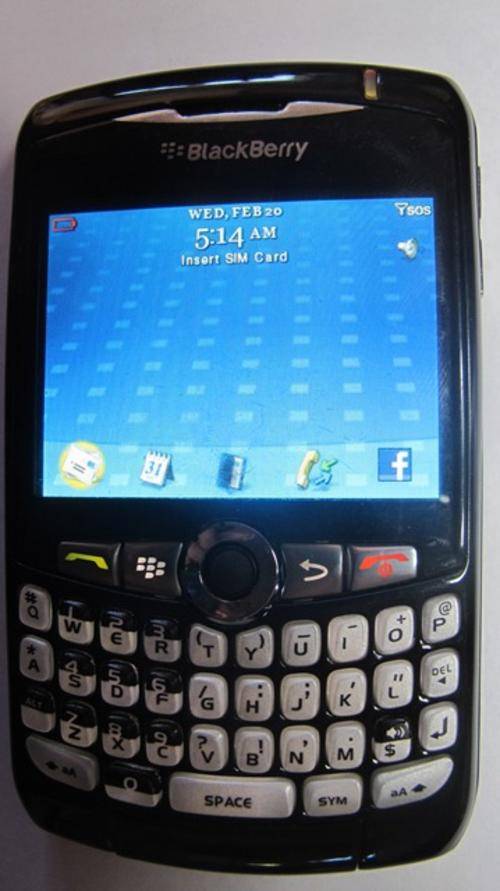 GENUINE Blackberry Curve 8320. ***UNLOCKED*100% working*Charger & Battery**BIS, BBM, FACEBOOK etc.