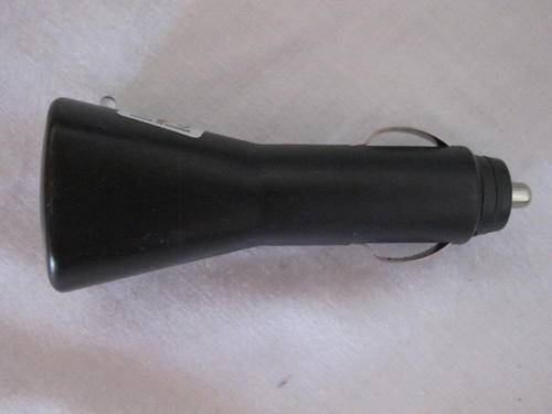 CAR USB CHARGER.