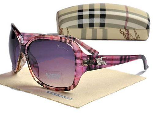 BURBERRY Sunglasses