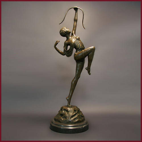 ICONIC ART DECO 1920 BRONZE SCULPTURE Signed Pierre Le Faguays.