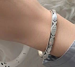 925 Silver Embossed Fish Bangle
