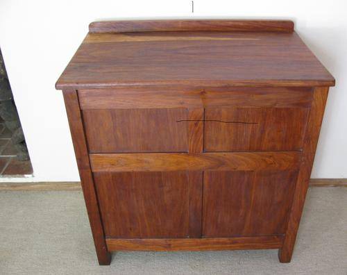 "Sideways" Cabinet