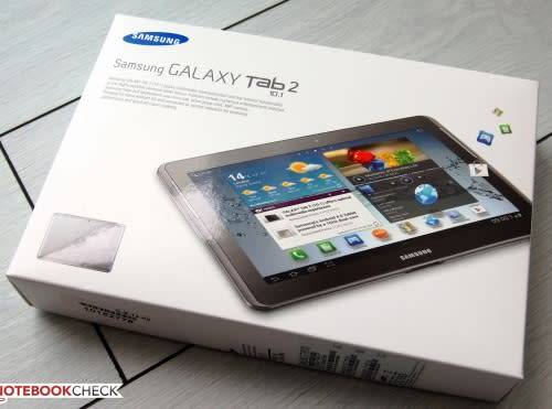 Samsung Galaxy Tab 2 P5100 10.1inch, 32GB, 3G + Bluetooth Folio Keyboard