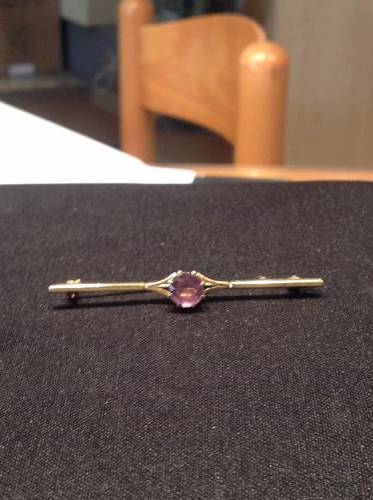 Solid 9Ct Antique Brooch Amethyst/Alexandrite .? 3.9 grams estate
