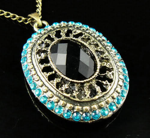 Blue Diamante Retro style copper Oval Pendant Necklace