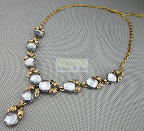 vintage style grey rhinestone Y  pendant necklace